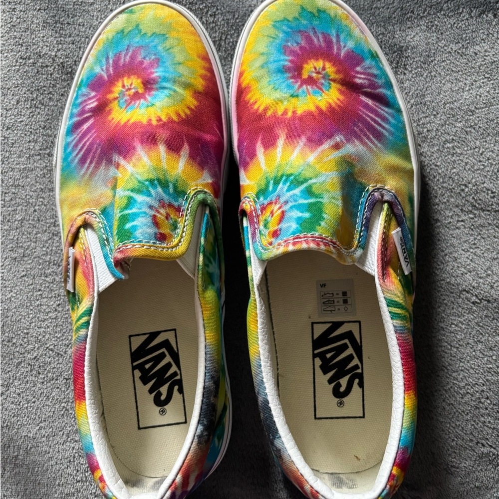 Vans Unisex Tie-Dye Slip-On Shoes, 7.5 Womens or 6.0 Mens